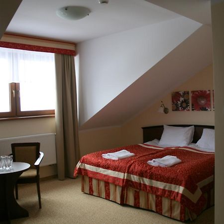 Hotel Zieleniec Zieleniec  Kültér fotó