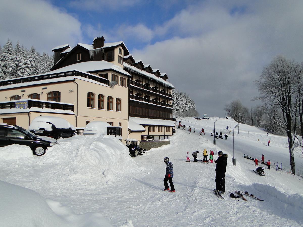 Hotel Zieleniec Zieleniec  Kültér fotó